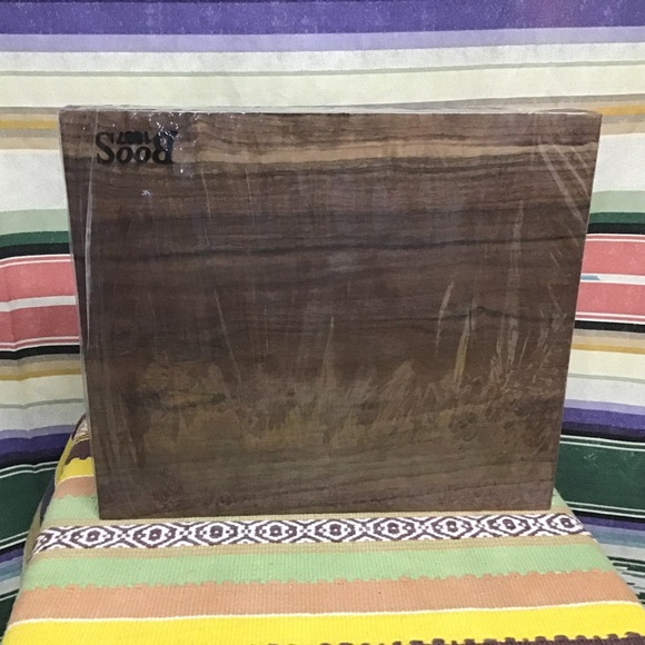 New Boos block cutting board rustic edge mahogany color - Picture 5 of 6